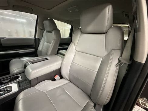 Used 2014 Toyota Tundra Limited w/ Limited Premium Package image 15