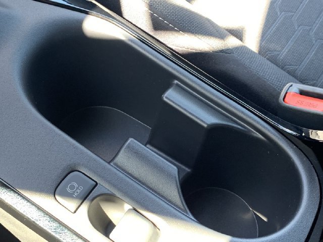 Used 2025 Toyota Corolla SE w/ SE Package FWD image 32