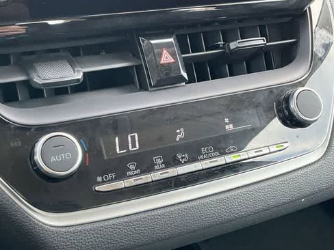 Used 2024 Toyota Corolla LE image 23