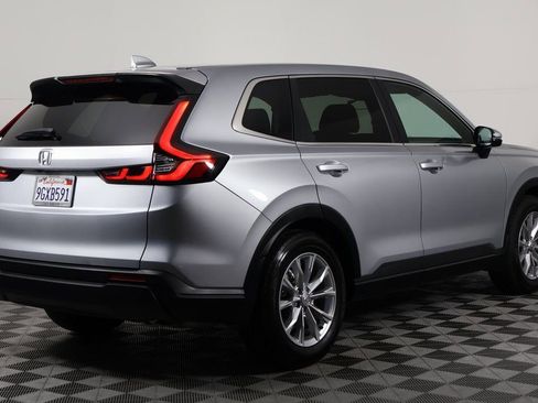 Used 2023 Honda CR-V EX image 4