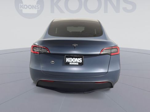 Used 2020 Tesla Model Y Long Range image 5