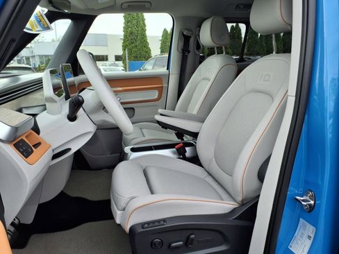 New 2025 Volkswagen ID. Buzz 1st Edition image 16