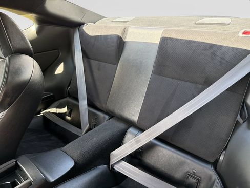 Used 2025 Toyota GR86 Premium w/ ALL Weather Mat Package (TMS) RWD image 10