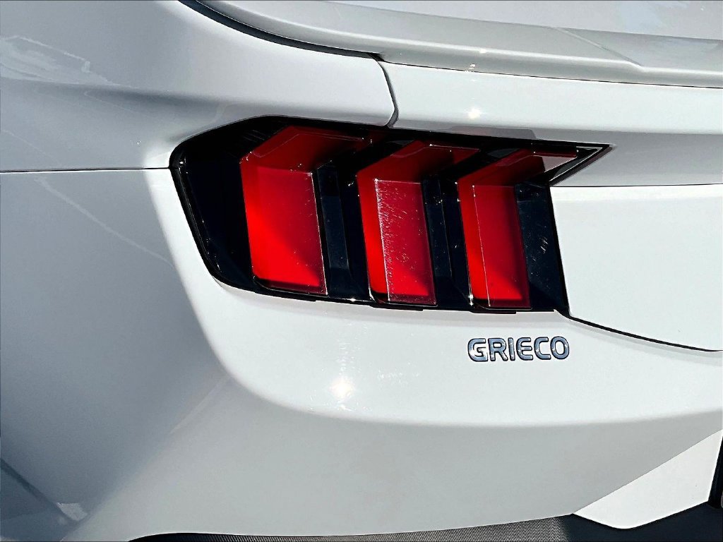 Used 2025 Ford Mustang GT Premium RWD image 25