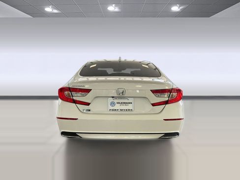 Used 2020 Honda Accord EX image 10