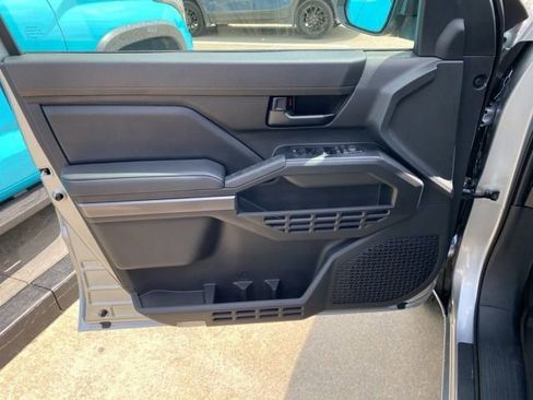 New 2026 Toyota Tacoma SR5 AWD/4WD image 14