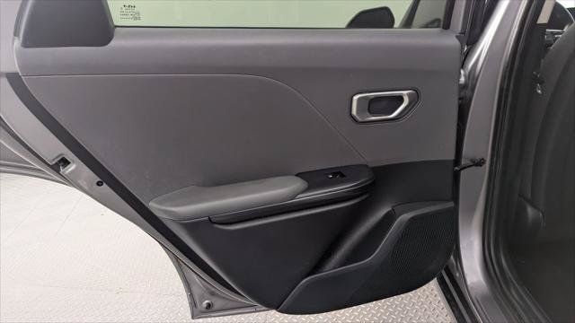 Used 2025 Kia K4 FWD image 14