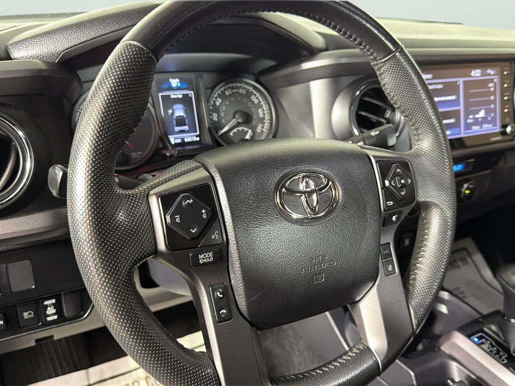 Used 2022 Toyota Tacoma TRD Sport w/ Technology Package RWD image 22