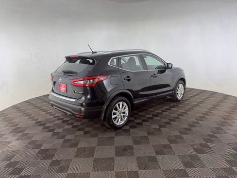 Used 2021 Nissan Rogue Sport SV AWD/4WD image 5