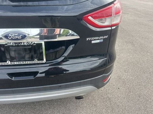 Used 2016 Ford Escape Titanium w/ Equipment Group 301A AWD/4WD image 8