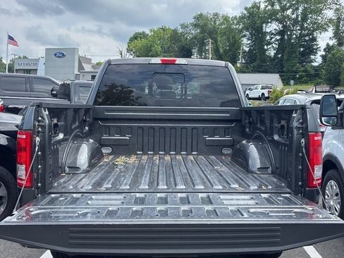 Used 2016 Ford F150 XLT w/ Equipment Group 302A Luxury AWD/4WD image 15