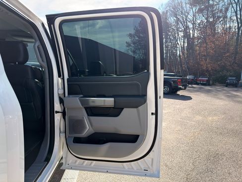 Used 2024 Ford F250 Limited w/ FX4 Off-Road Package image 28
