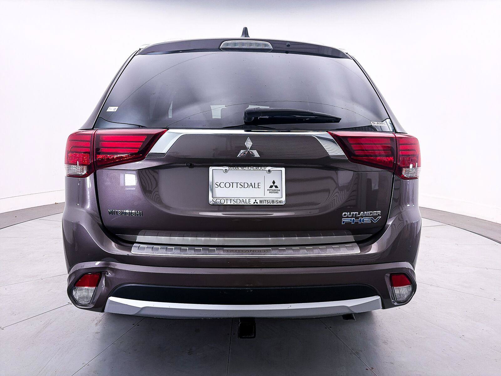 Used 2018 Mitsubishi Outlander SEL AWD/4WD image 8
