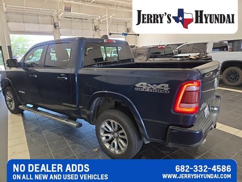Used 2020 RAM 1500 Laramie w/ Sport Appearance Package AWD/4WD image 7