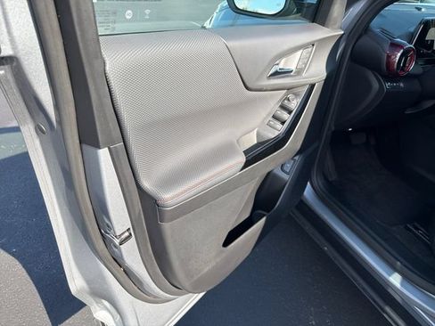 Certified 2025 Chevrolet Equinox RS w/ Safety and Technology Package AWD/4WD image 10