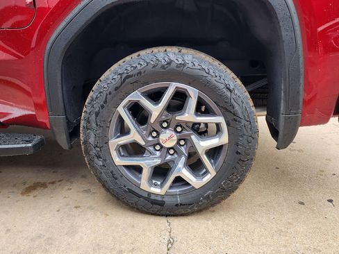 New 2026 GMC Sierra 1500 SLT w/ X31 Off-Road Package image 52