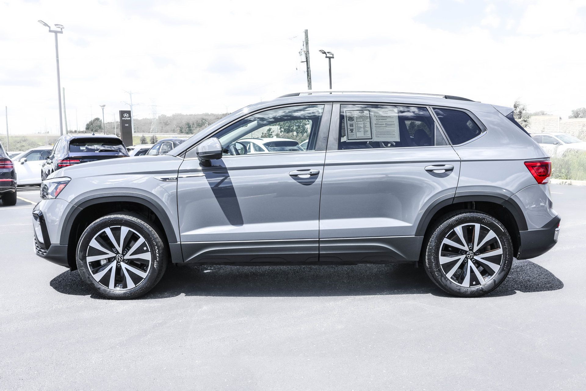 Used 2023 Volkswagen Taos SE AWD/4WD image 20