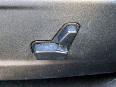 Used 2019 Chrysler 300 S w/ 300S Premium Group 2 image 17