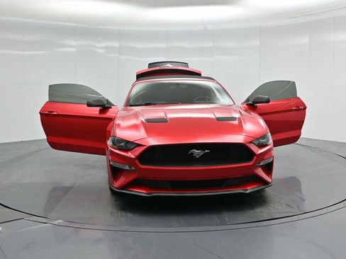 Certified 2018 Ford Mustang Premium image 40