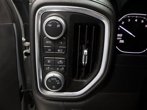 Used 2019 GMC Sierra 1500 Elevation w/ Elevation Value Package image 27