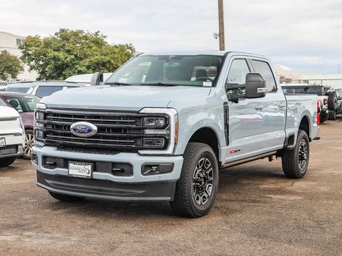 New 2026 Ford F250 Platinum image 3