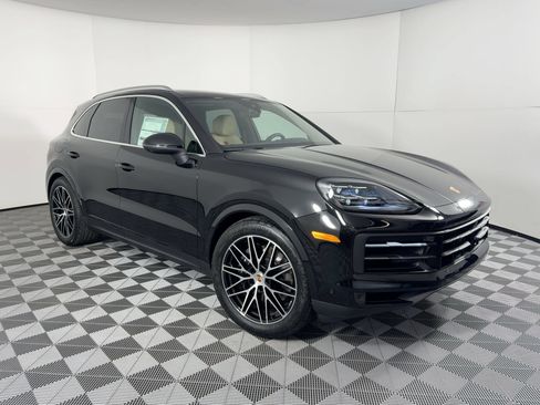Certified 2026 Porsche Cayenne AWD/4WD image 7