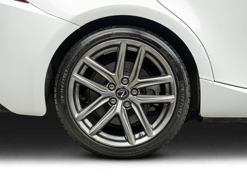 Used 2016 Lexus IS 200t w/ F Sport Package RWD image 34