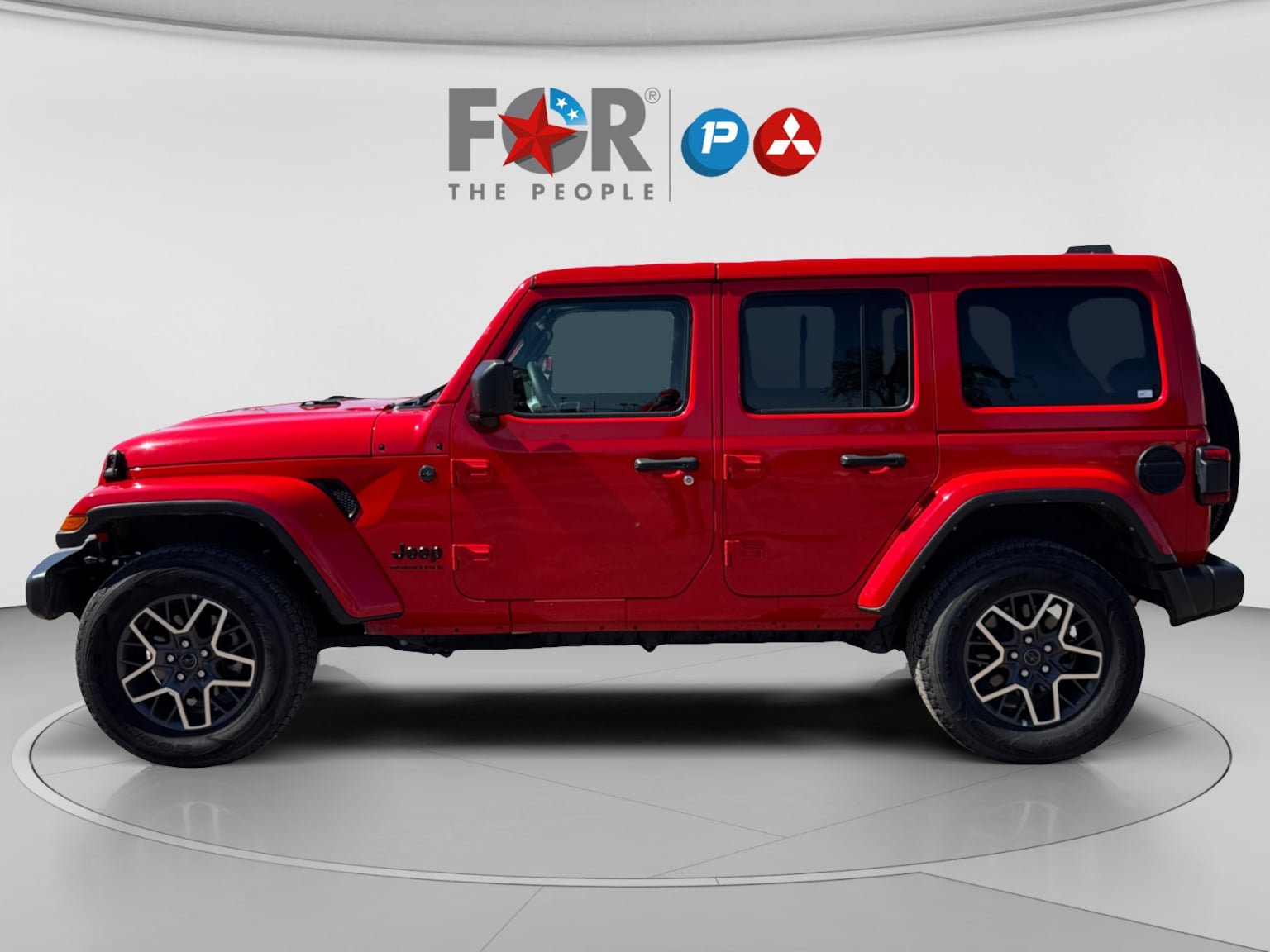 Used 2025 Jeep Wrangler Unlimited Sahara AWD/4WD image 2
