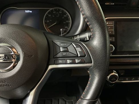 Used 2020 Nissan Kicks SR w/ SR Premium Package image 26