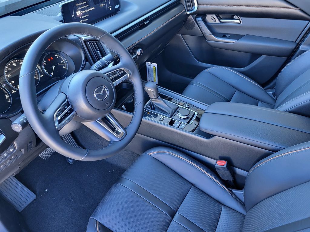 Used 2026 MAZDA CX-50 AWD 2.5 Hybrid w/ Premium Pkg image 9