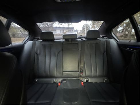 Used 2019 BMW 530e image 36