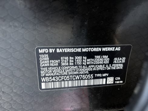 Used 2026 BMW iX xDrive45 AWD/4WD image 33