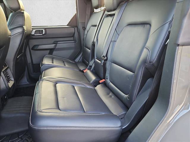 Used 2025 Ford Bronco Outer Banks AWD/4WD image 19