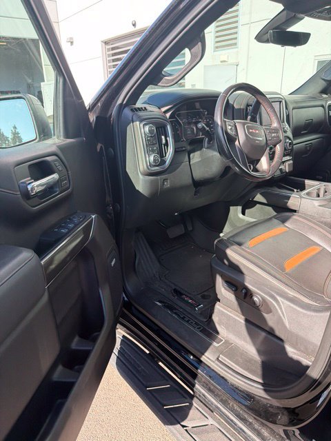 Used 2022 GMC Sierra 1500 AT4 w/ AT4 Premium Package AWD/4WD image 12