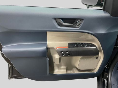 New 2025 Ford Maverick Lariat w/ 4K Tow Package image 14