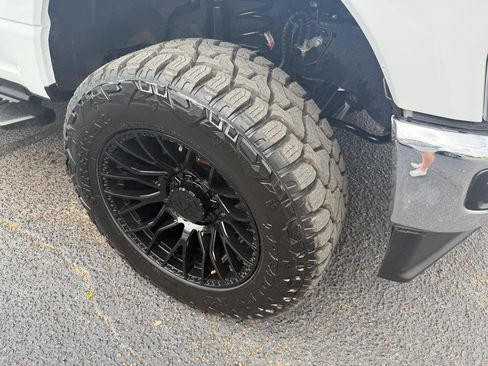 Used 2025 Ford F250 XLT w/ FX4 Off-Road Package AWD/4WD image 28