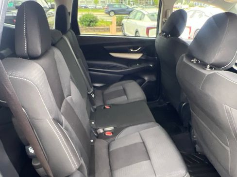 Used 2022 Subaru Ascent Premium w/ Convenience Package AWD/4WD image 15