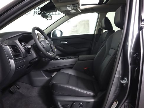 New 2026 Nissan Rogue Dark Armor image 8