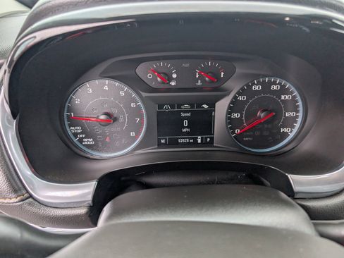 Used 2020 Chevrolet Traverse LS image 18