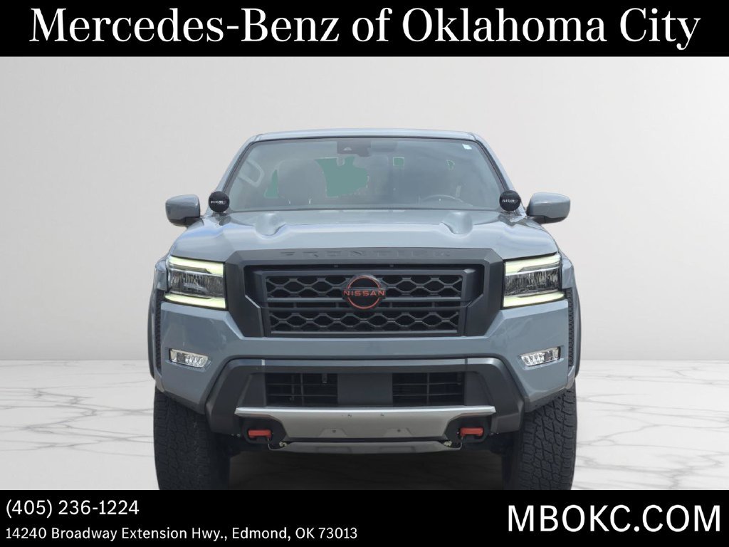 Used 2023 Nissan Frontier PRO-4X w/ Technology Package AWD/4WD image 2