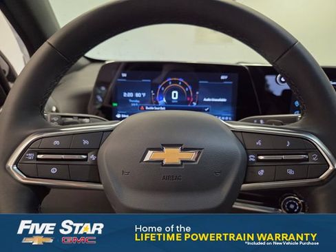 New 2027 Chevrolet Equinox LT FWD image 22