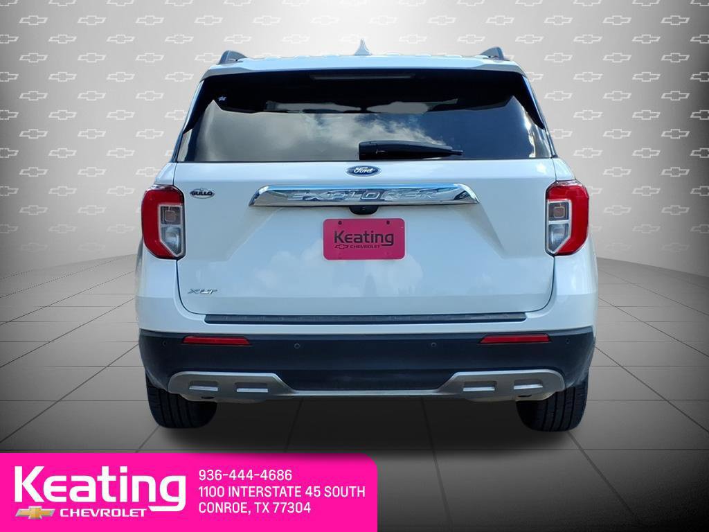 Used 2024 Ford Explorer XLT w/ Equipment Group 202A RWD image 7