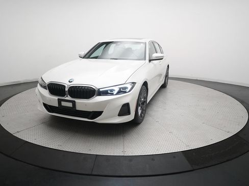 Used 2025 BMW 330i xDrive Sedan AWD/4WD image 12