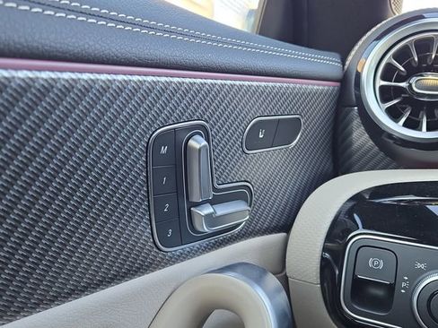 Used 2025 Mercedes-Benz CLA 250 4MATIC image 18