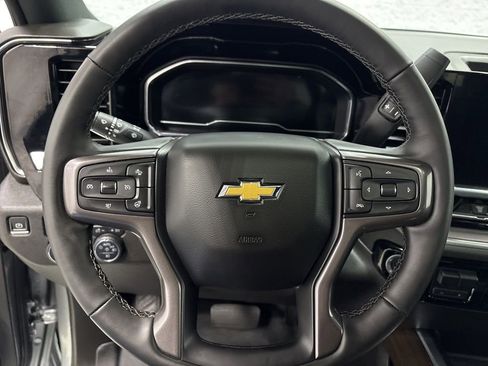 Used 2024 Chevrolet Silverado 3500 High Country w/ High Country Premium Package image 25