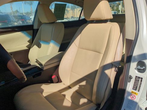 Used 2017 Lexus ES 350 image 11