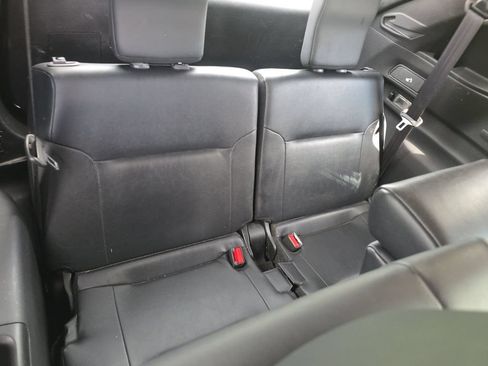 Used 2022 Mitsubishi Outlander SE AWD/4WD image 6