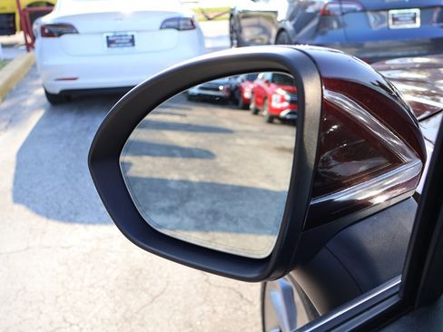 Used 2023 Buick Envision Avenir image 41