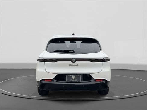 New 2025 Alfa Romeo Tonale image 5