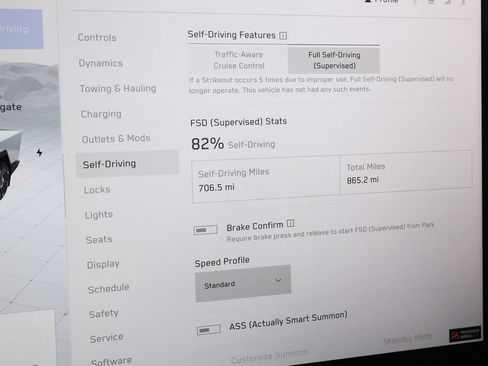 Used 2024 Tesla Cybertruck AWD Crew Cab image 25